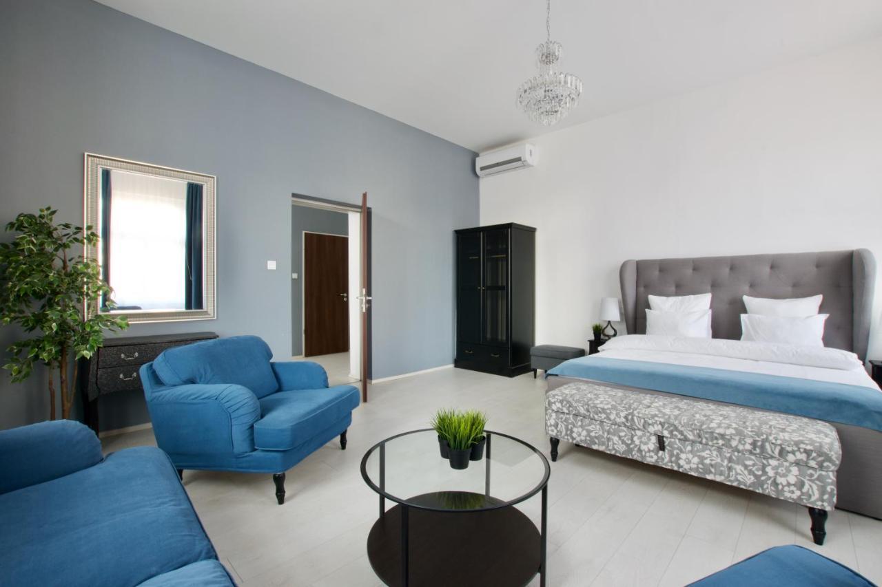 Premium Apartments By Hi5 - Astoria Square Budapest Exterior foto